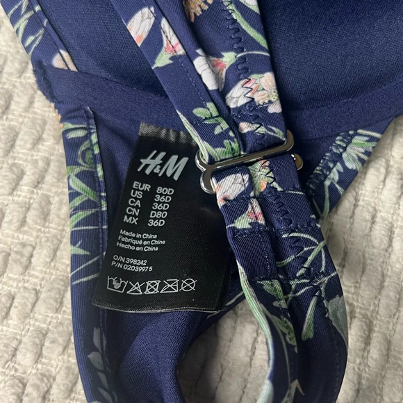 🖤NWOT H&M Padded Swim Bra Top🖤 - Picture 7 of 8